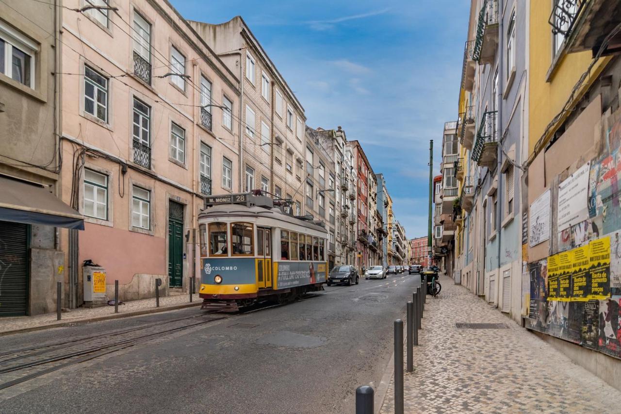 Charming Tram 28 Apartment By Lovelystay Lisbon Exterior photo